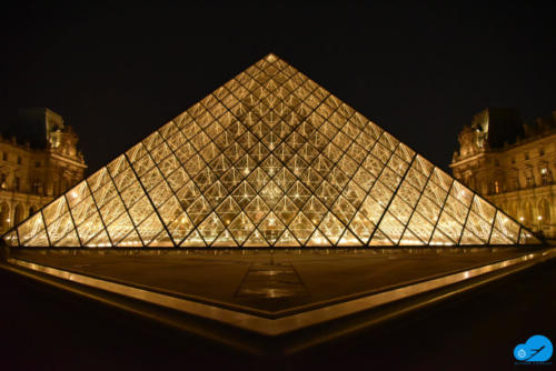 Louvre Museum at night